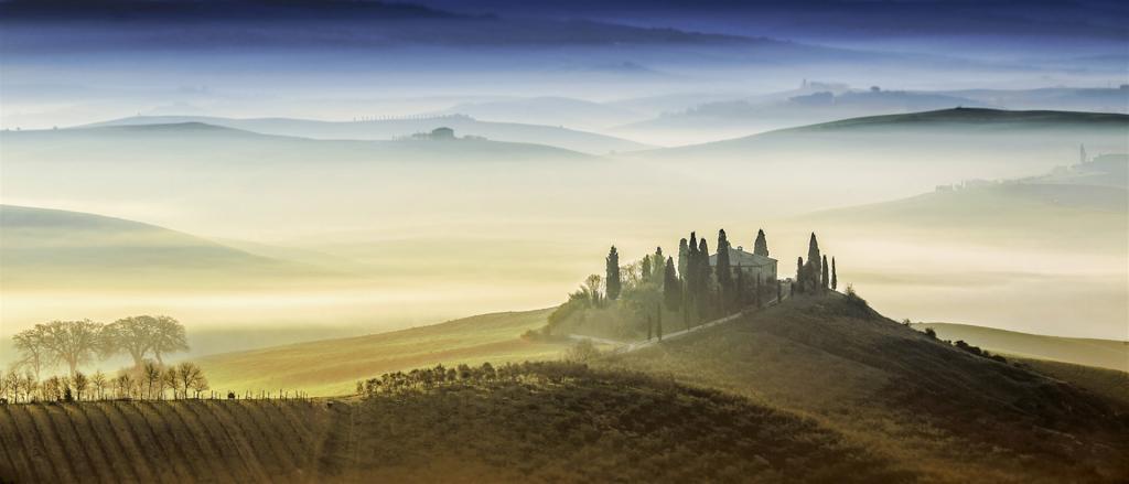 Dusk in Val D&#039;Orcia by Janice Clark - CCC